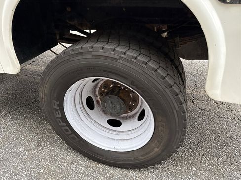 Used 2021 Ford F450 XL w/ Power Equipment Group image 21