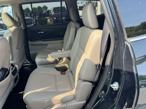 Used 2019 Honda Pilot Elite image 25