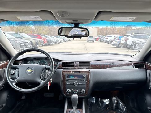 Used 2012 Chevrolet Impala LT w/ LT Sunroof Package image 13