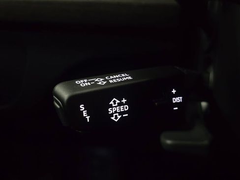 Used 2023 Audi Q5 2.0T Premium w/ Convenience Package image 42