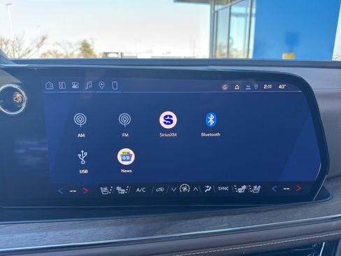 New 2026 Chevrolet Suburban High Country AWD/4WD image 23