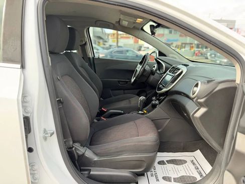 Used 2017 Chevrolet Sonic LT w/ Convenience Package FWD image 35
