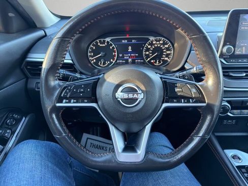 Used 2023 Nissan Altima 2.5 SR AWD/4WD image 14