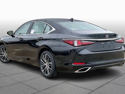 New 2025 Lexus ES 350 image 4