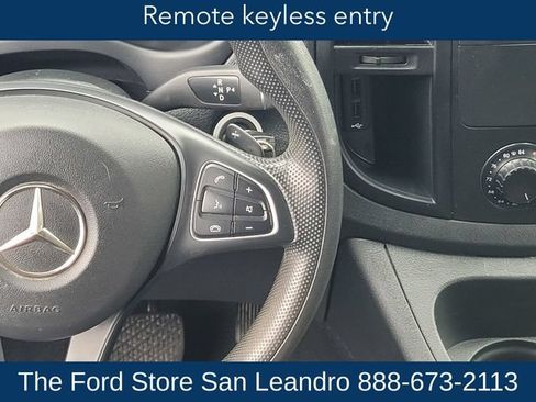Used 2023 Mercedes-Benz Metris image 16