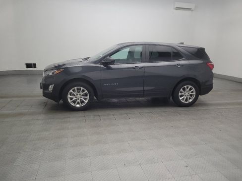 Used 2021 Chevrolet Equinox LS FWD image 2