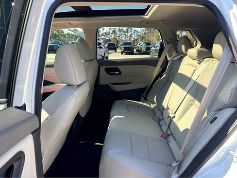 New 2026 Nissan Rogue SV image 28