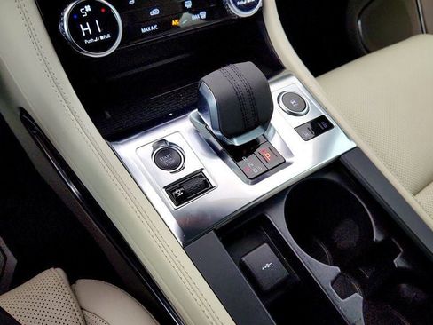 Used 2021 Jaguar F-PACE S image 17