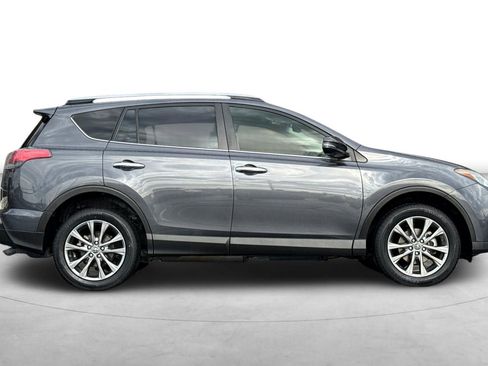 Used 2018 Toyota RAV4 Limited image 7