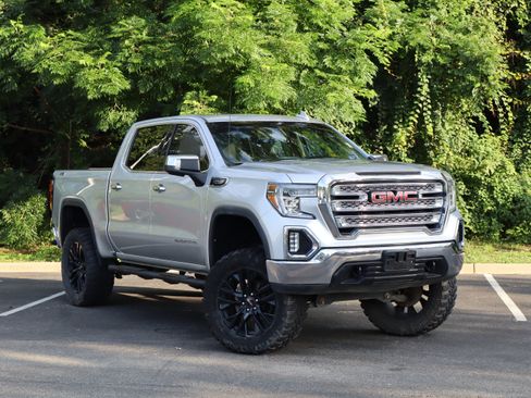 Used 2019 GMC Sierra 1500 SLT w/ SLT Premium Package AWD/4WD image 2
