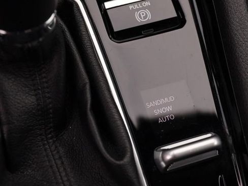 Used 2025 Jeep Compass Limited AWD/4WD image 18