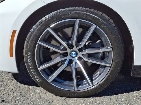 Used 2023 BMW 230i xDrive Coupe w/ Premium Package image 8