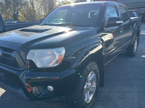 Used 2012 Toyota Tacoma 4x4 Double Cab image 2