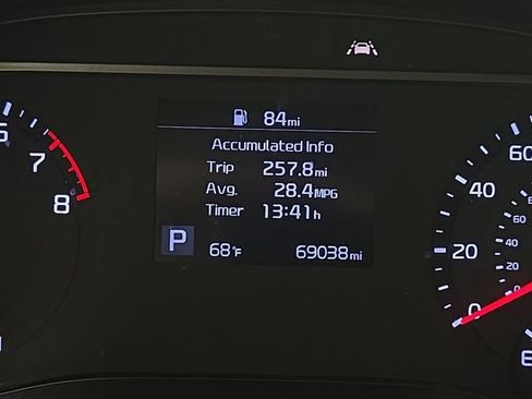 Used 2020 Kia Soul GT-Line w/ GT 2.0L Power Sunroof Package FWD image 16