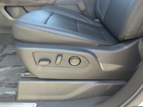 New 2026 GMC Sierra 1500 SLT w/ SLT Premium Plus Package image 22