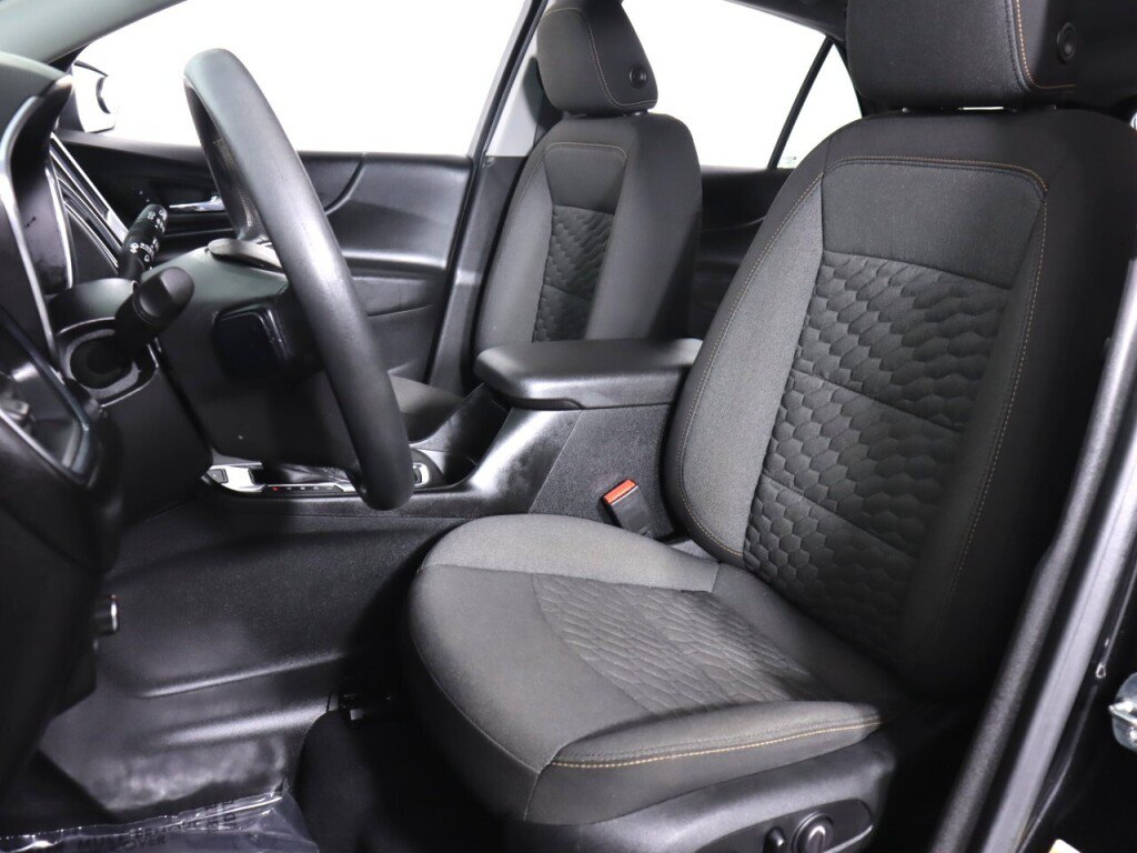 Used 2020 Chevrolet Equinox LT AWD/4WD image 28