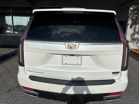 Certified 2023 Cadillac Escalade Premium Luxury w/ Performance Package AWD/4WD image 13