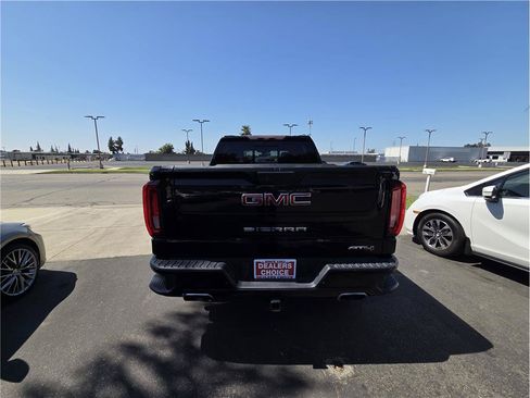 Used 2020 GMC Sierra 1500 AT4 w/ AT4 Premium Package AWD/4WD image 6