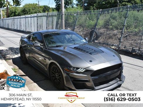 Used 2019 Ford Mustang GT RWD image 4