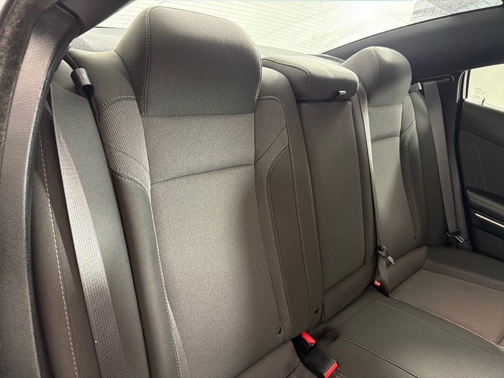 Used 2019 Dodge Charger SXT RWD image 21