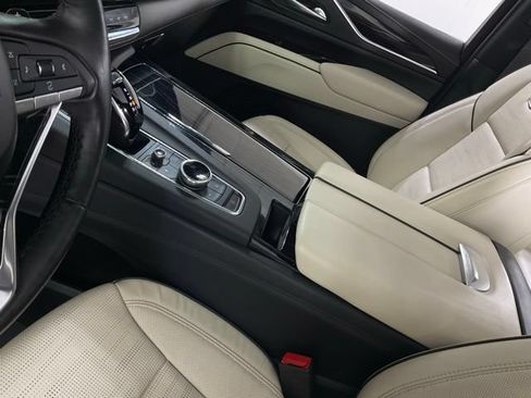 Certified 2022 Cadillac Escalade Sport w/ Touring Package AWD/4WD image 22