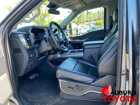 Used 2024 Ford F250 Lariat AWD/4WD image 32