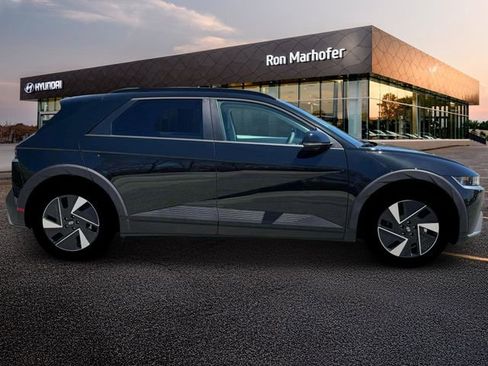 New 2025 Hyundai Ioniq 5 SEL image 9