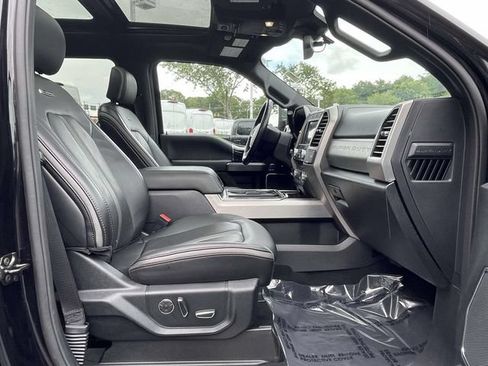 Used 2020 Ford F250 Platinum w/ FX4 Off-Road Package AWD/4WD image 33