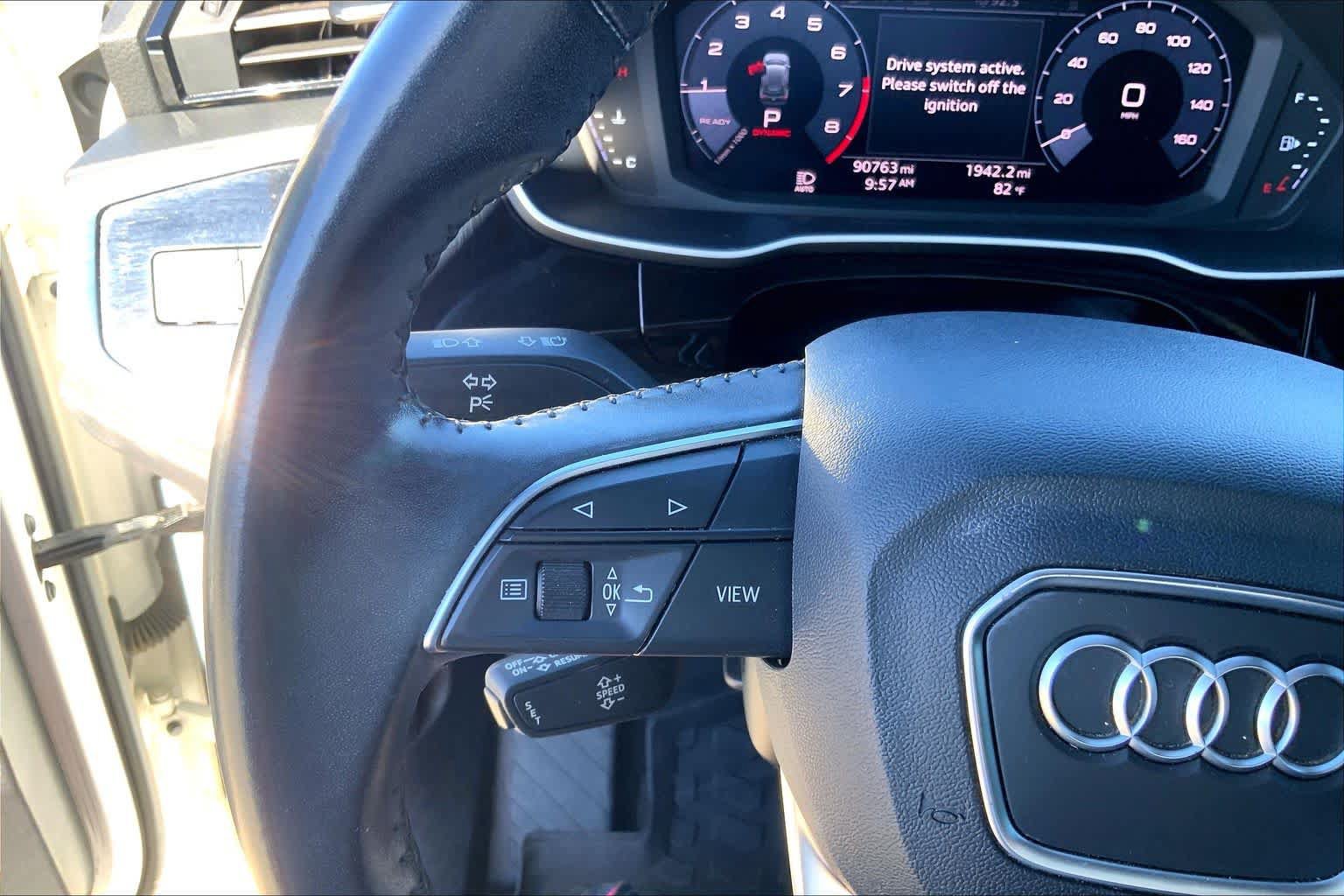 Used 2019 Audi Q3 2.0T Premium w/ Convenience Package AWD/4WD image 23