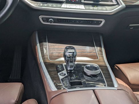 Used 2023 BMW X5 xDrive40i w/ Executive Package AWD/4WD image 6