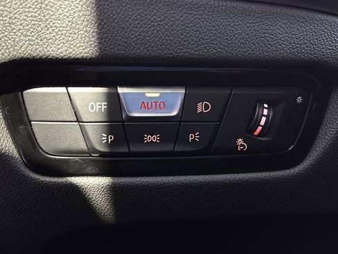 Used 2025 BMW M340i xDrive M340i xDrive w/ Premium Package image 26