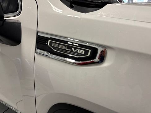 Used 2024 GMC Sierra 1500 SLT AWD/4WD image 29