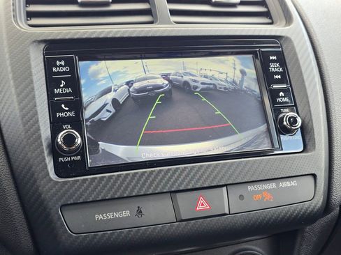Used 2025 Mitsubishi Outlander Sport SE AWD/4WD image 27