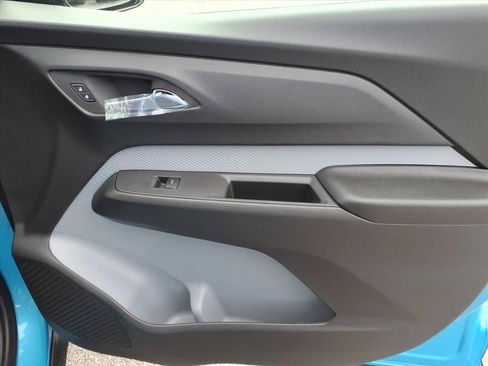 New 2027 Chevrolet Bolt LT w/ Comfort Package image 18