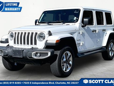 Used 2021 Jeep Wrangler Unlimited Sahara AWD/4WD image 3