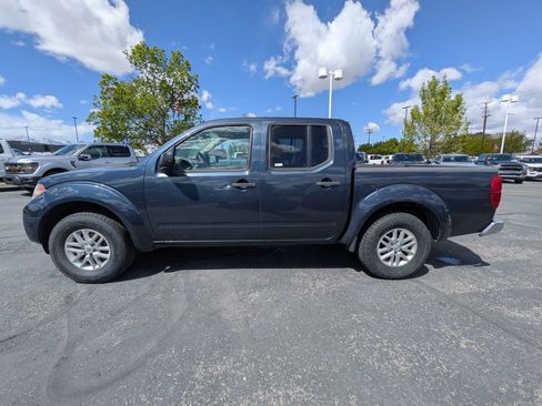 Used 2017 Nissan Frontier SV RWD image 9