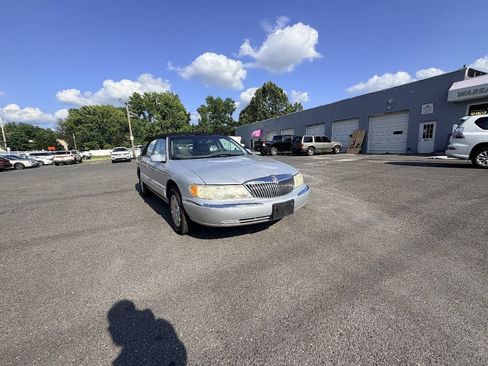 Used 1998 Lincoln Continental FWD image 12