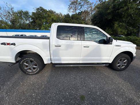 Used 2018 Ford F150 XLT w/ Equipment Group 302A Luxury AWD/4WD image 8