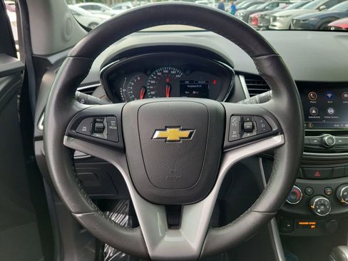 Used 2020 Chevrolet Trax LT w/ Driver Confidence Package image 24
