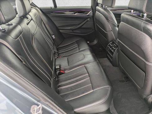 Used 2018 BMW 530i xDrive image 20