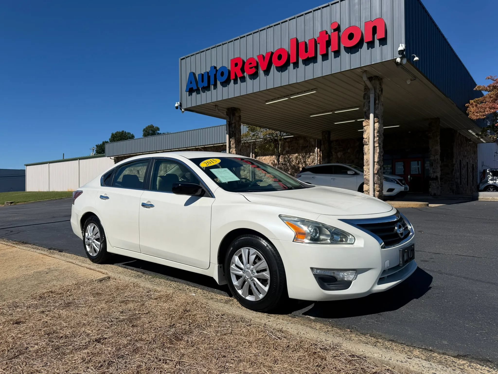 Used 2015 Nissan Altima 2.5 S w/ Power Driver Seat Package FWD image 1