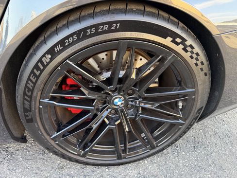 Used 2026 BMW M5 w/ Carbon Package AWD/4WD image 45