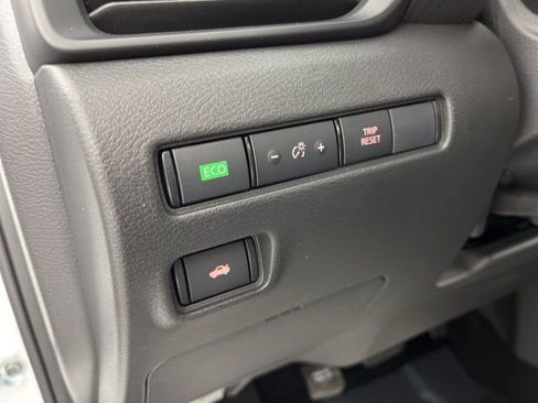 New 2025 Nissan Sentra S image 29