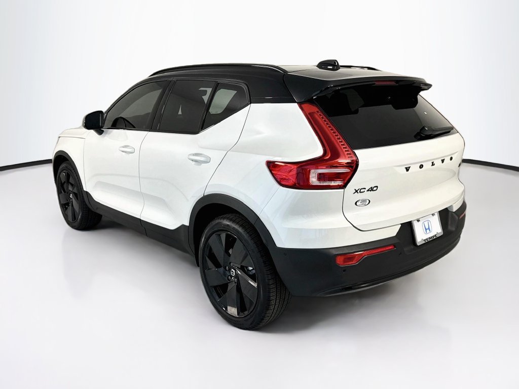 Used 2026 Volvo XC40 B5 Ultra w/ Climate Package AWD/4WD image 7