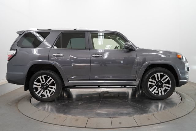 Used 2021 Toyota 4Runner Limited AWD/4WD image 8