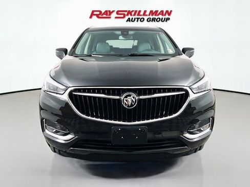 Used 2020 Buick Enclave Premium w/ Sun and Sites Package image 2