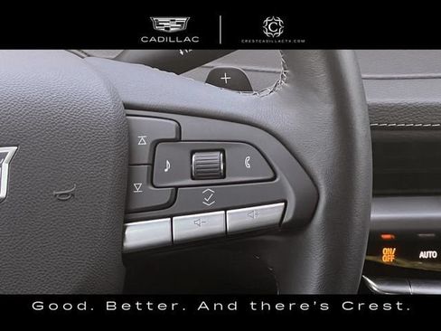 Certified 2025 Cadillac XT4 Premium Luxury w/ LPO, Floor Liner Package FWD image 16