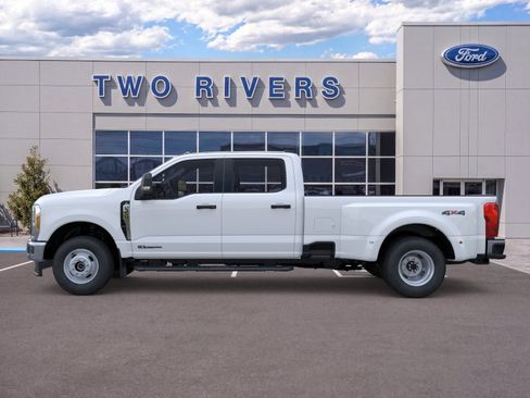 New 2026 Ford F350 XL w/ XL Chrome Package AWD/4WD image 3