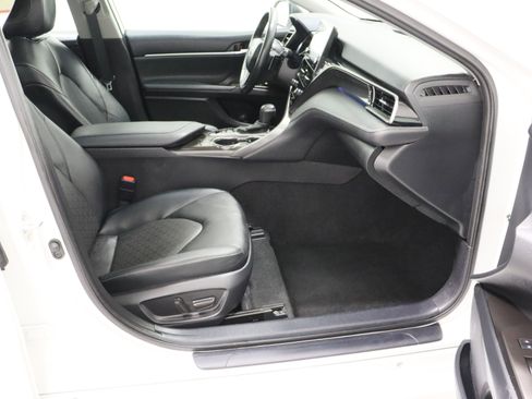 Certified 2022 Toyota Camry XSE w/ Cold Weather Package image 39