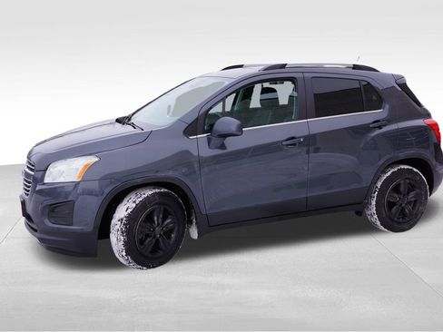 Used 2016 Chevrolet Trax LT w/ LT Convenience Package image 10